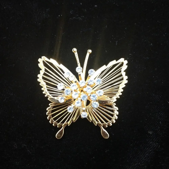 Monet Rhinestone Butterfly Pin Brooch​ - Picture 1 of 4